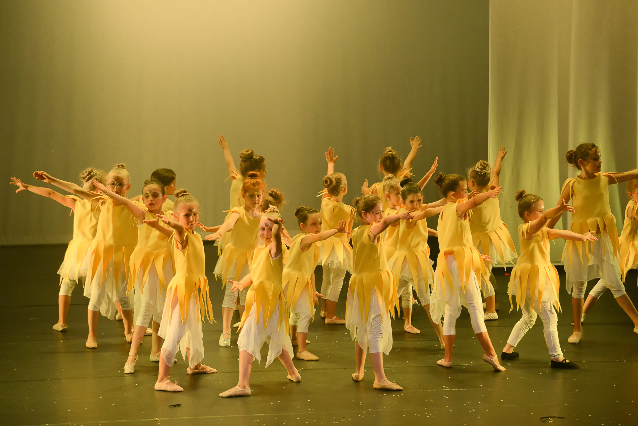 SZENE3webformat_2022_VGF25-scaled-1