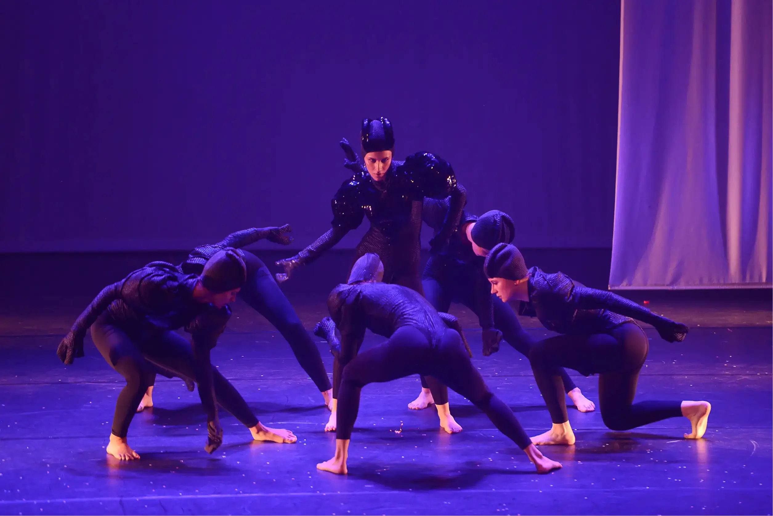 SZENE4webformat_2022_VGF26-scaled-1 1